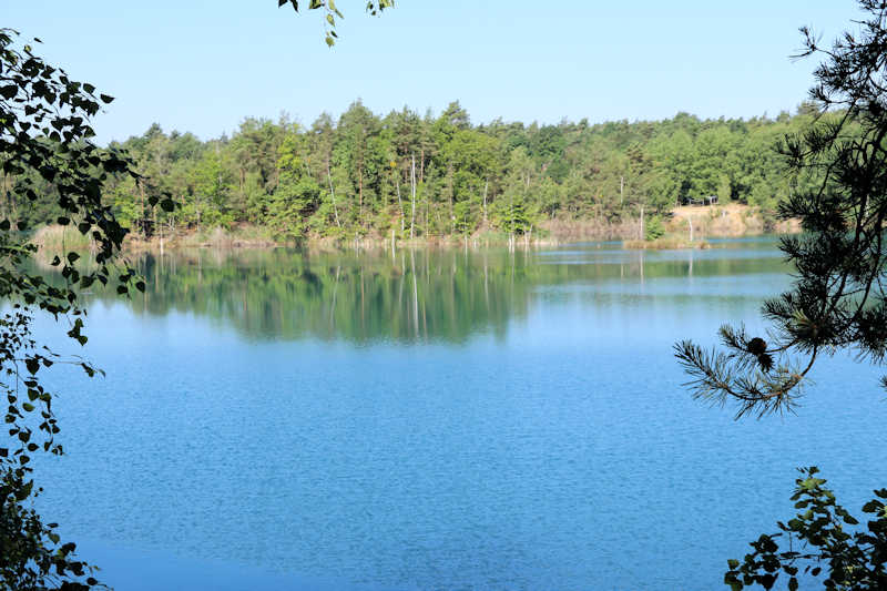Steinbruchsee im Erholungsgebiet Plötzky-Pretzien